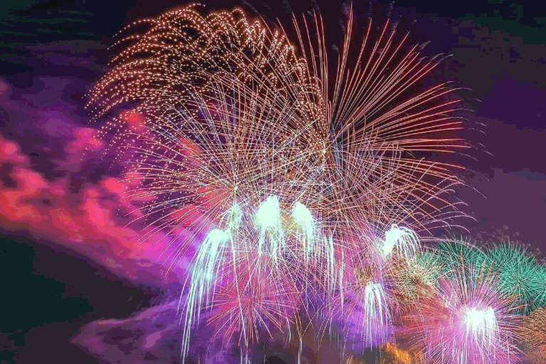 Профессиональная пиротехника ОПТОМ Артёмовск  | artyomovsk.salutsklad.ru